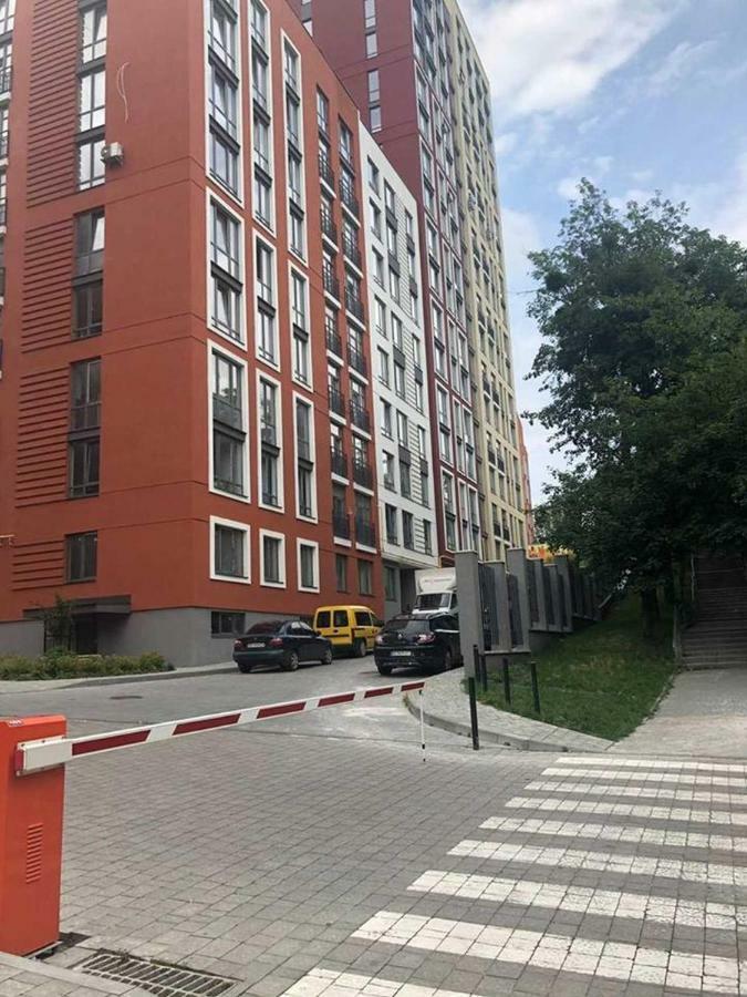 Panorama Lviv Apartment Bagian luar foto